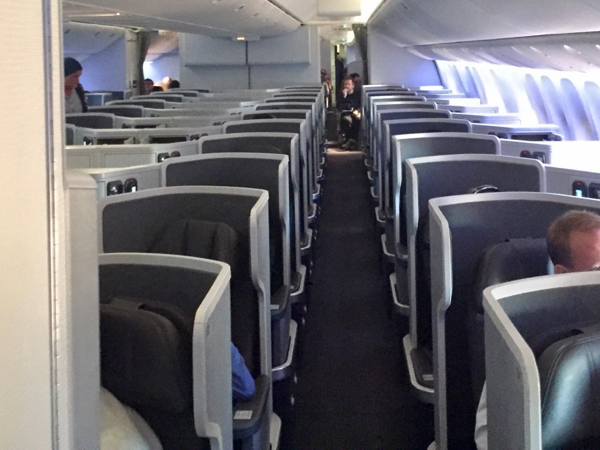 American Airlines 77W Domestic Business Class Flight