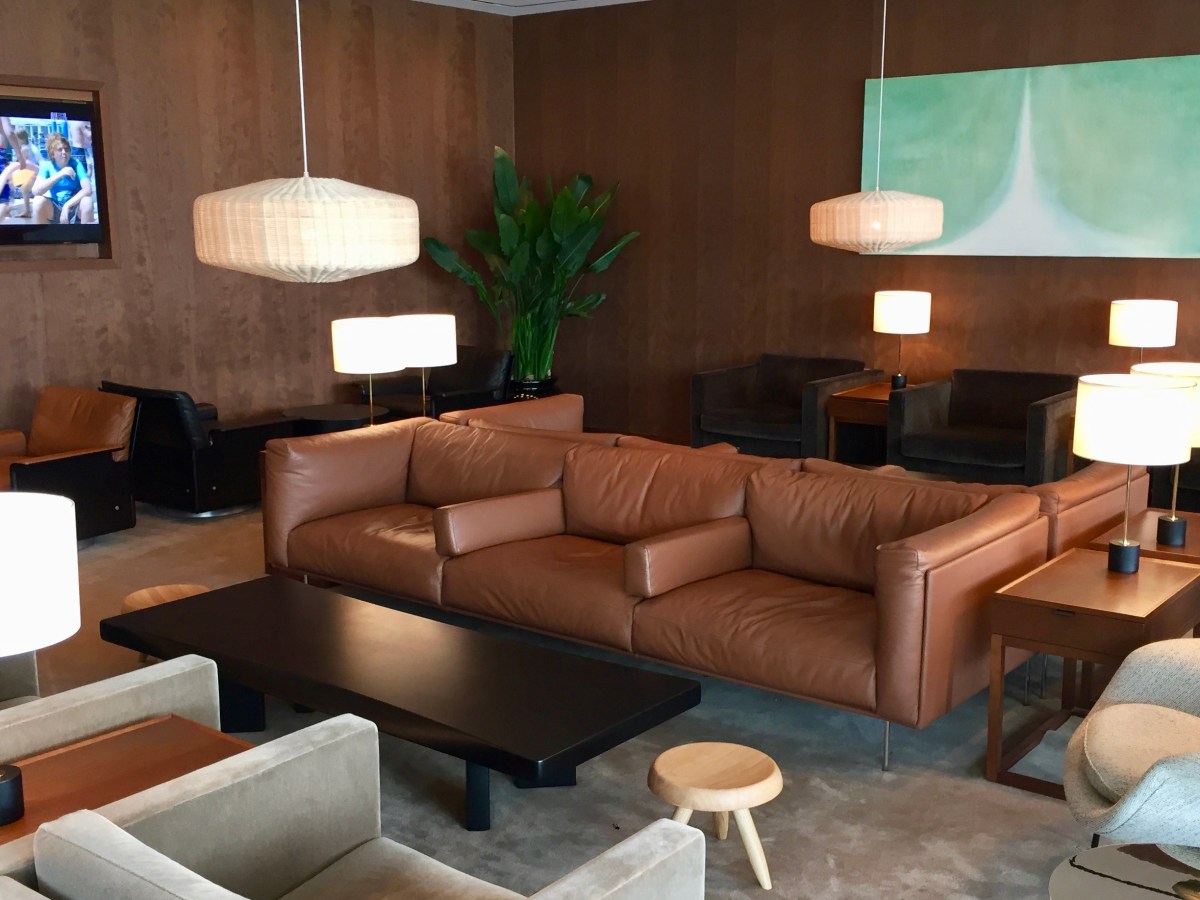 Cathay Pacific Business Class Lounge London Heathrow T3