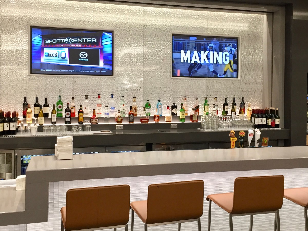Progress Update on DFW Admirals Club Terminal A Renovations
