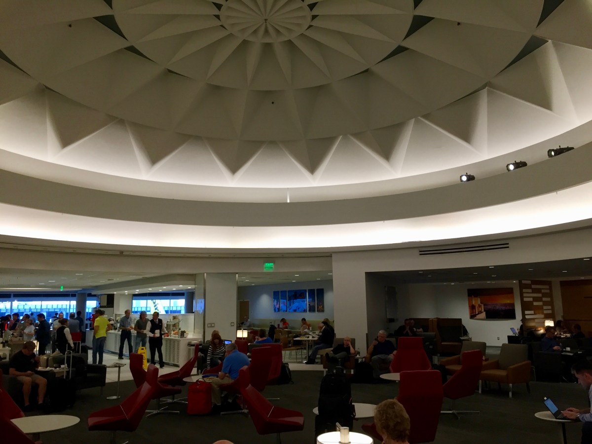 A Nice Visit to the LAX Terminal 5 Admirals Club